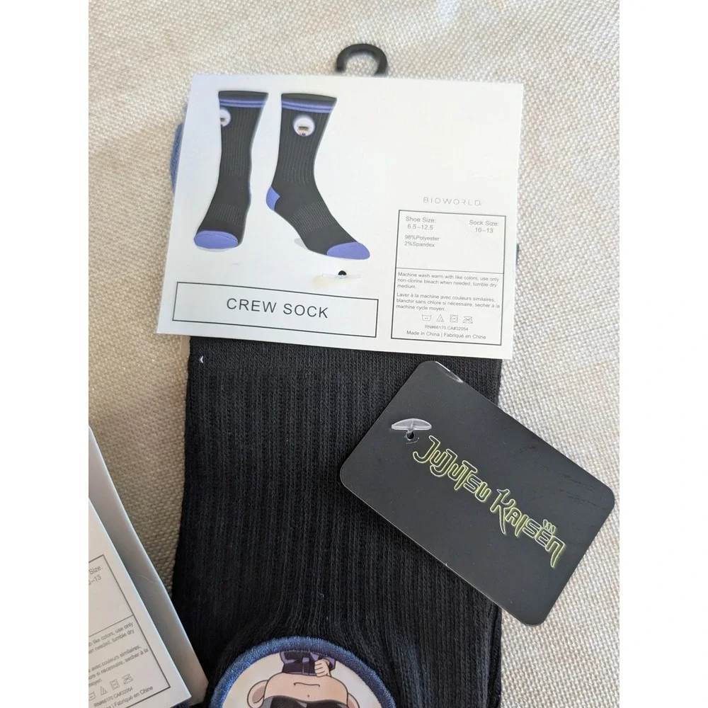 2 pairs Bioworld Jujutsu Kaisen Crew Socks Mens OSFM NWT Satoru Gojo Chibi Patch